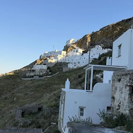 Camaraki House * Serifos Town